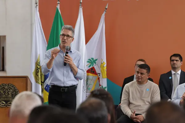 Governo de Minas entrega nova sede da delegacia de atendimento à mulher em Ibirité