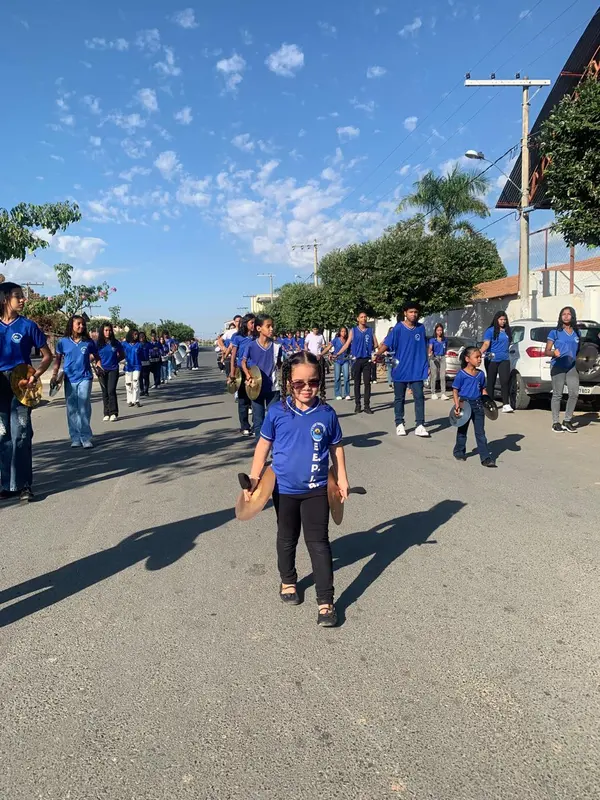  Estudantes da E.E. Josefino Barbosa, em Itacarambi, participam do 'Dia D'.