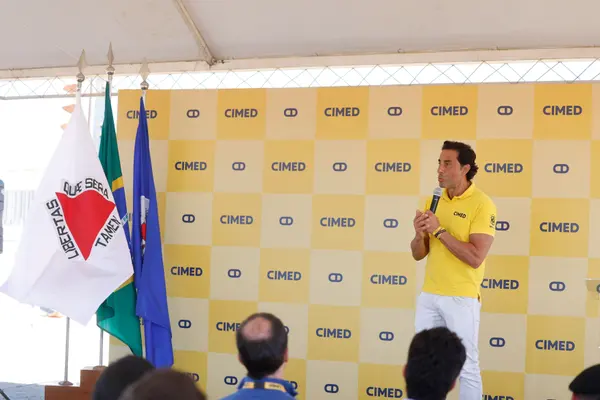 Governo de Minas acompanha anúncio de investimento de R$ 90 milhões de empresa farmacêutica no Sul de Minas