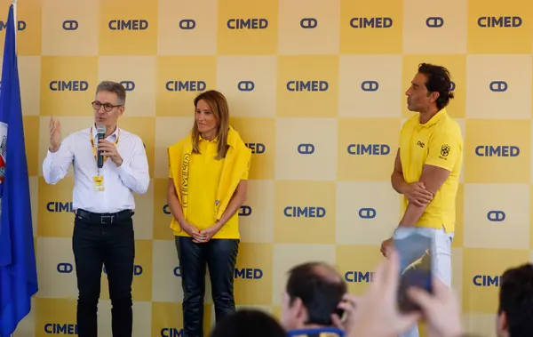 Governo de Minas acompanha anúncio de investimento de R$ 90 milhões de empresa farmacêutica no Sul de Minas