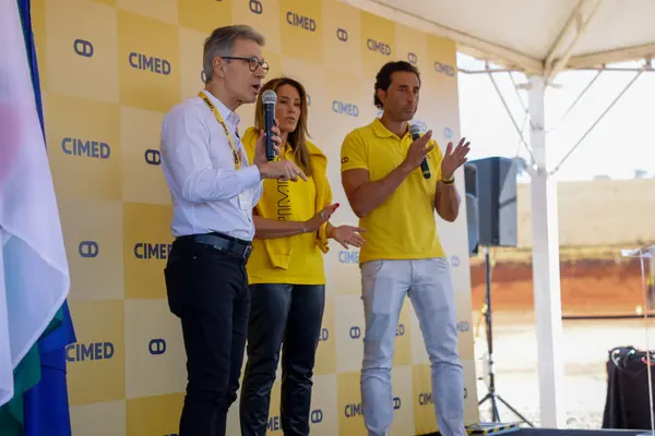 Governo de Minas acompanha anúncio de investimento de R$ 90 milhões de empresa farmacêutica no Sul de Minas