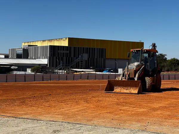 Governo de Minas acompanha anúncio de investimento de R$ 90 milhões de empresa farmacêutica no Sul de Minas
