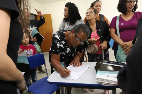 Governador recebe maior comenda do estado de Goiás na abertura da Ficomex 2025