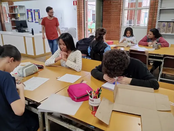 Professor da rede estadual de Minas Gerais é finalista do prêmio Educador Nota 10