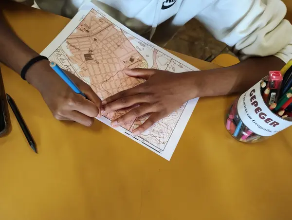 Professor da rede estadual de Minas Gerais é finalista do prêmio Educador Nota 10