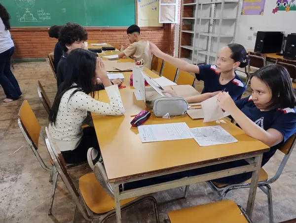 Professor da rede estadual de Minas Gerais é finalista do prêmio Educador Nota 10