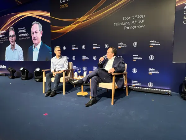 Em São Paulo, governador de Minas apresenta resultados obtidos no estado e debate os desafios futuros do Brasil