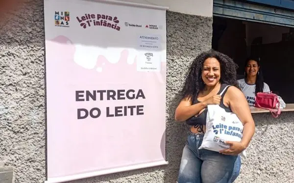 Governo de Minas garante distribuição de 400 mil litros de leite para crianças na primeira infância