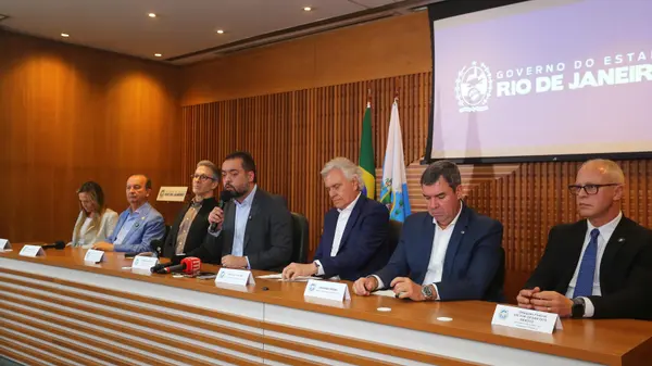 No Rio de Janeiro, governadores anunciam a criação do Consórcio da Paz
