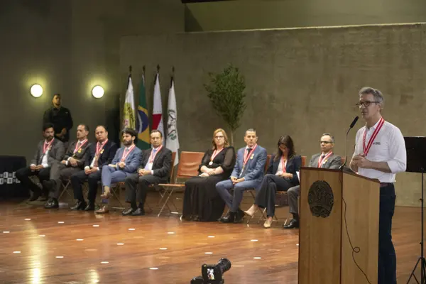 Governo de Minas homenageia personalidades do estado com Medalha de Honra ao Mérito da Polícia Civil