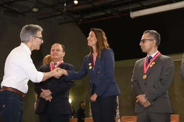 Governo de Minas homenageia personalidades do estado com Medalha de Honra ao Mérito da Polícia Civil