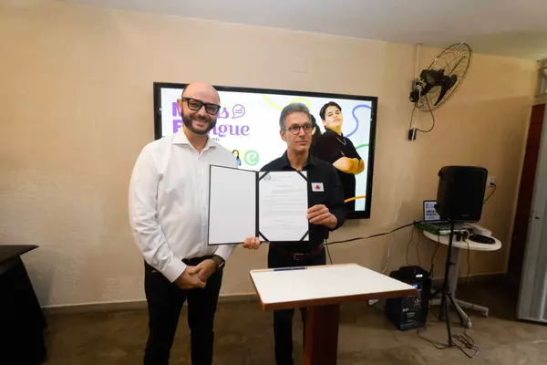 Governo do Estado lança Minas Bilíngue, projeto que promove o ensino de línguas e intercultural na rede pública