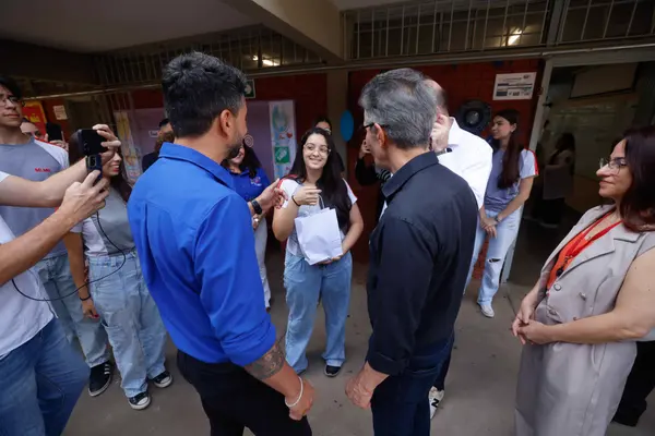 Governo do Estado lança Minas Bilíngue, projeto que promove o ensino de línguas e intercultural na rede pública