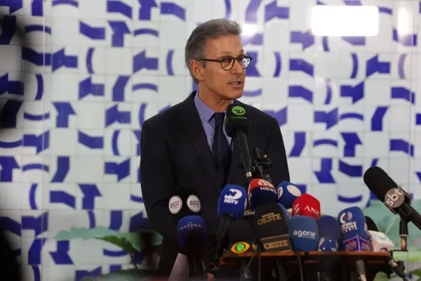 Em Brasília, governador de Minas Gerais participa de reunião sobre segurança pública