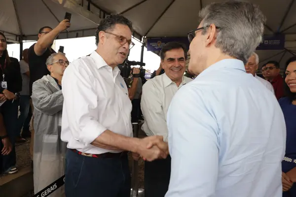 Governo de Minas inaugura Gasoduto Centro-Oeste, que marca a chegada de gás natural canalizado à região