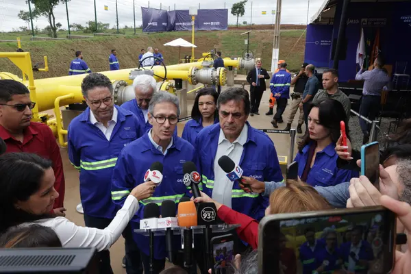 Governo de Minas inaugura Gasoduto Centro-Oeste, que marca a chegada de gás natural canalizado à região