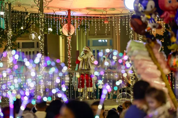 Governo de Minas abre o Natal da Mineiridade 2025 com inauguração das luzes da Praça da Liberdade e concerto da Vesperata de Diamantina