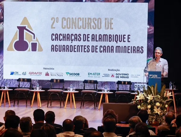Conheça os campeões do 2º Concurso de Avaliação da Qualidade das Cachaças de Minas Gerais