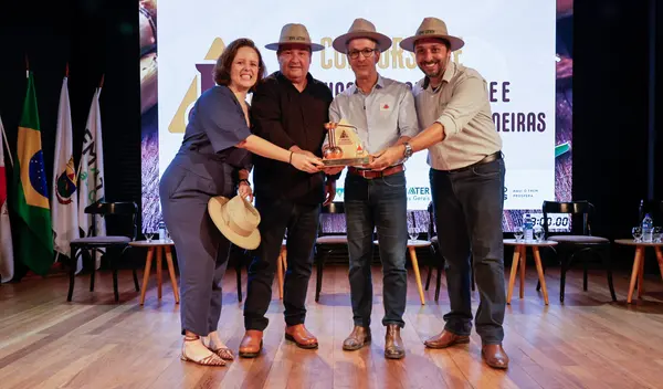 Conheça os campeões do 2º Concurso de Avaliação da Qualidade das Cachaças de Minas Gerais
