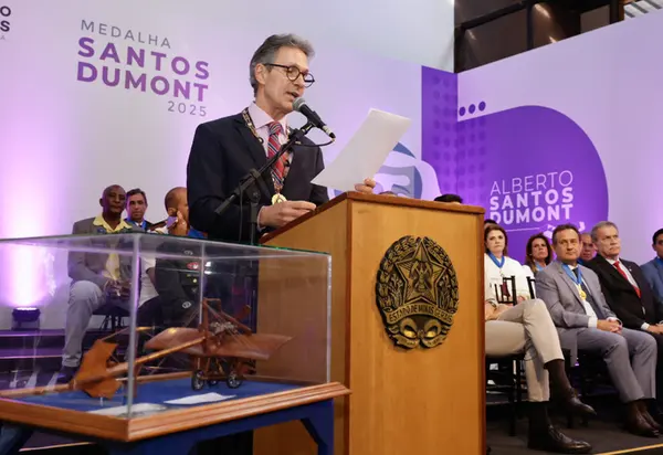 Governo de Minas entrega Medalha Santos Dumont a personalidades e instituições de destaque em 2025