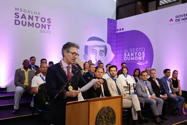 Governo de Minas entrega Medalha Santos Dumont a personalidades e instituições de destaque em 2025