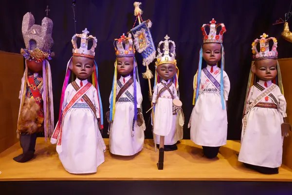 Governador de Minas conhece exposições no Palácio das Artes que celebram a cultura do estado