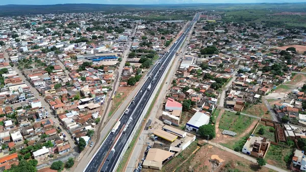 Governo de Minas entrega obras do Anel Viário de Bocaiúva e inaugura novo marco de mobilidade e desenvolvimento no Norte do estado