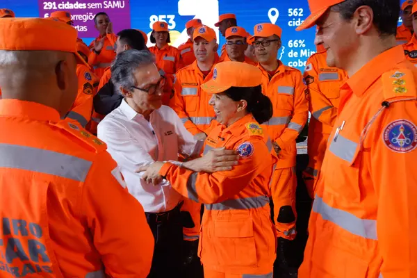 Governo de Minas inaugura nova sede do Corpo de Bombeiros em Uberaba e anuncia concurso para a corporação
