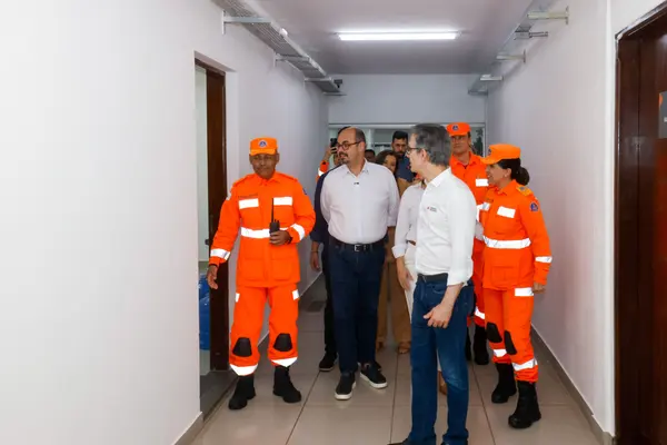 Governo de Minas inaugura nova sede do Corpo de Bombeiros em Uberaba e anuncia concurso para a corporação