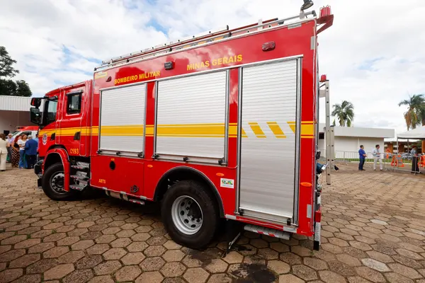 Governo de Minas inaugura nova sede do Corpo de Bombeiros em Uberaba e anuncia concurso para a corporação