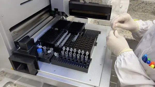 Janeiro Roxo: Governo de Minas fortalece combate à hanseníase com testes moleculares inéditos na rede pública