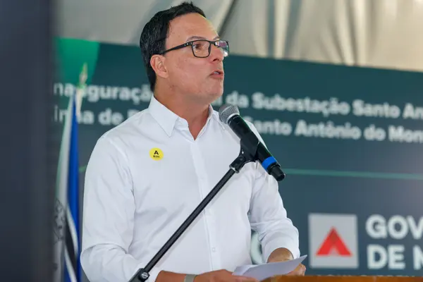 Governo de Minas entrega subestação da Cemig que beneficiará 50 mil moradores no Centro-Oeste do estado