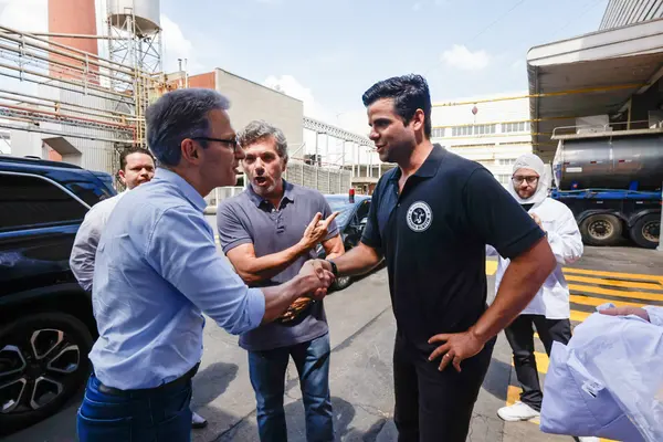 Governo de Minas acompanha entregas da Saúde e Segurança no Centro-Oeste do estado
