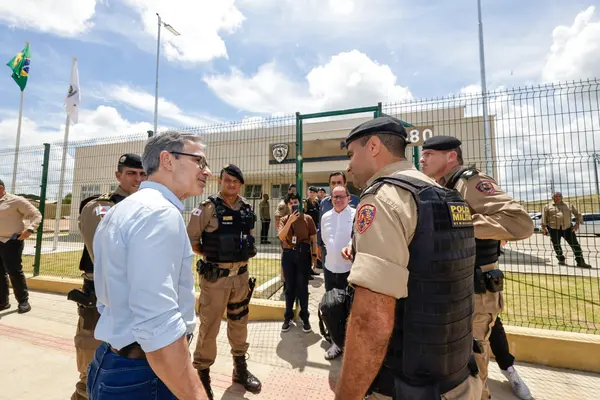 Governo de Minas acompanha entregas da Saúde e Segurança no Centro-Oeste do estado
