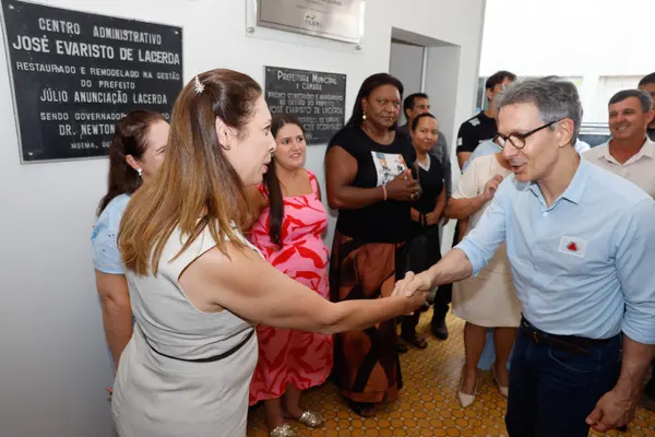 Governo de Minas acompanha entregas da Saúde e Segurança no Centro-Oeste do estado