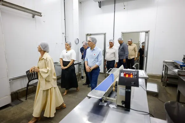 Governo de Minas acompanha entregas da Saúde e Segurança no Centro-Oeste do estado