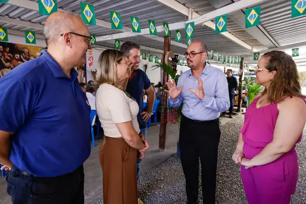 Governo de Minas acompanha entregas da Saúde e Segurança no Centro-Oeste do estado