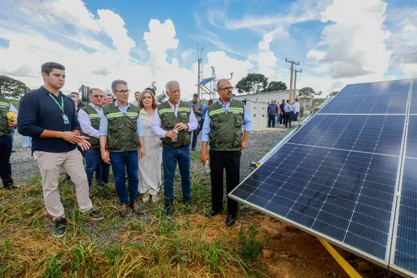 Governo de Minas inaugura projeto inédito da Cemig em Serra da Saudade, menor município do Brasil