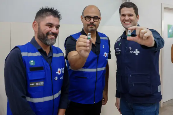 Minas inicia imunização contra a dengue com vacina 100% nacional, de dose única, em Nova Lima