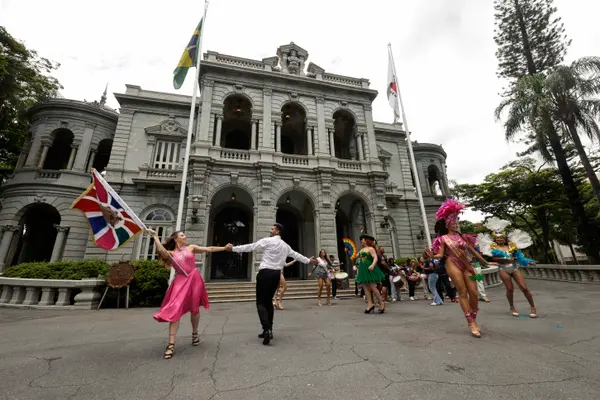 Com expectativa de receber 14,9 milhões de pessoas, Carnaval da Liberdade consolida Minas entre os maiores destinos da folia no Brasil