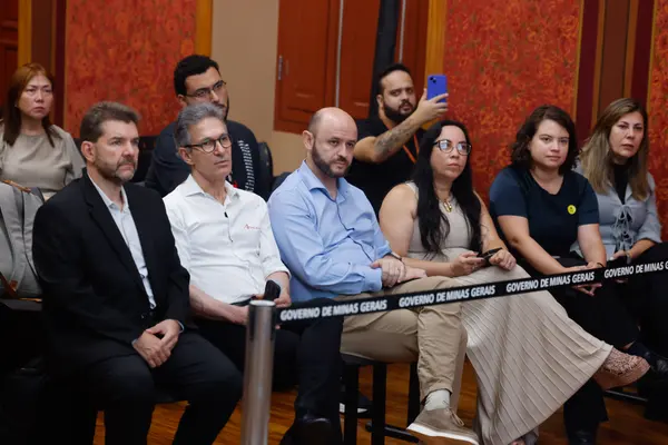Aplicativo Minha Escola MG amplia acesso à vida escolar dos estudantes da rede estadual