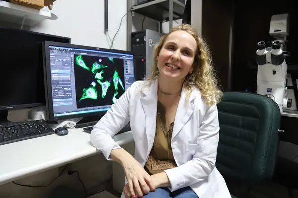 Silvia Guatimosin, doutora em Bioquímica e Imunologia pela UFMG.