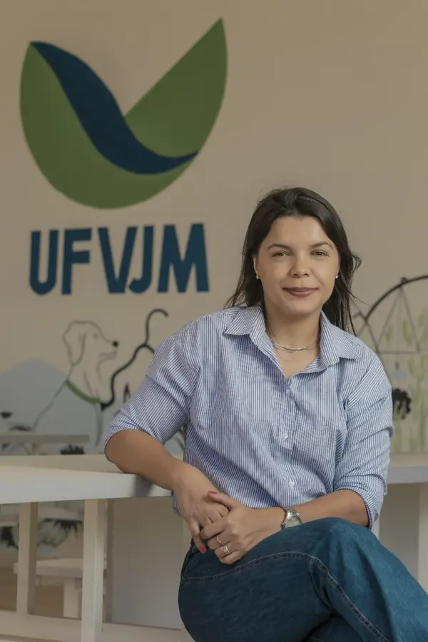 Elizângela Aparecida dos Santos, doutora em Economia Aplicada, docente e pesquisadora na Universidade Federal dos Vales do Jequitinhonha e Mucuri (UFVJM).