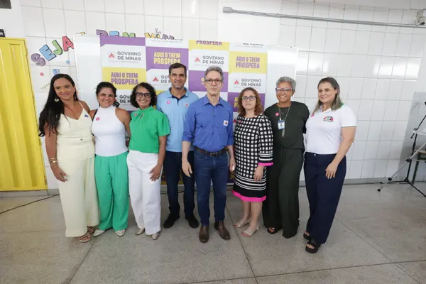 Governo de Minas entrega obras de revitalização de escola estadual em Ipatinga