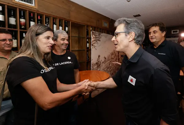 Governo de Minas participa do lançamento da linha Cafés Campeões do Supermercado Verdemar