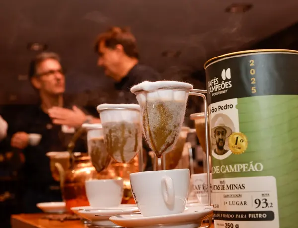 Governo de Minas participa do lançamento da linha Cafés Campeões do Supermercado Verdemar