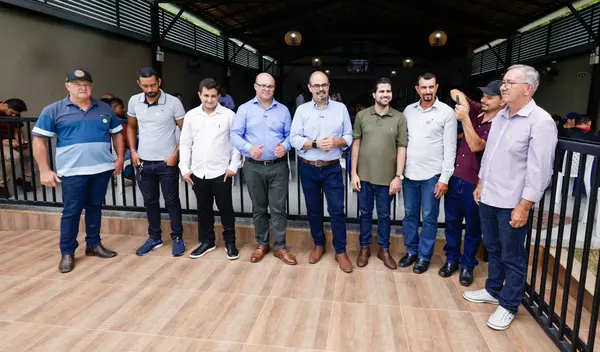 Em Itueta, governador em exercício almoçou com prefeitos e parlamentares, quando apresentou detalhes do Plano Estadual de Ação em Saúde do Acordo de Reparação do Rio Doce