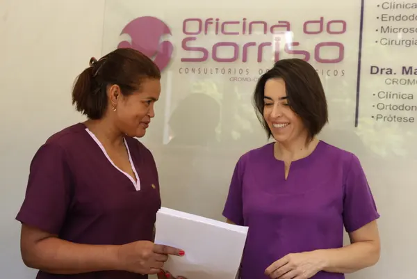 Mara Souza Brito, na clínica Oficina do Sorriso