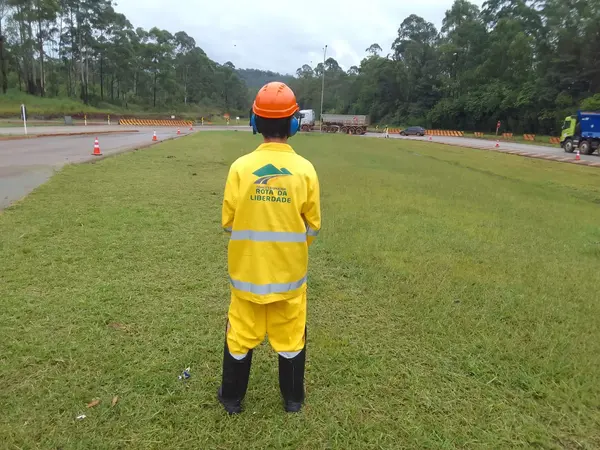Concessionária assume trecho Ouro Preto – Mariana e inicia operação de lote rodoviário em Minas Gerais