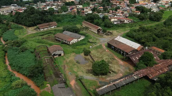 Governo auxilia no pós-mineração, buscando a recuperação ambiental e a reutilização de áreas